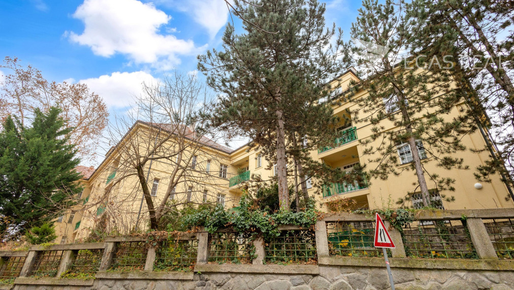 Luxusný 4 izb. staromestský byt na Holubyho ulici