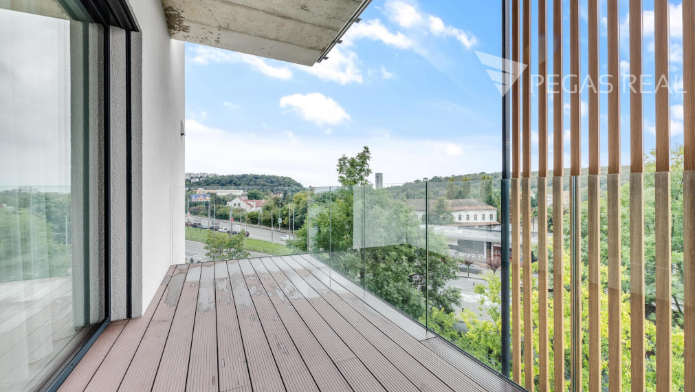 Rezidenčný luxus pri Železnej studničke – výnimočné bývanie pre náročných - VIDEO