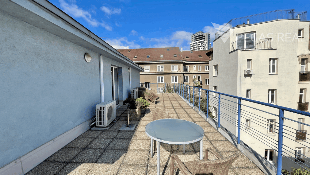 Kancelárske priestory v centre Bratislavy na Mýtnej  – 211m2 kancelárske priestory + 62m2 terasa