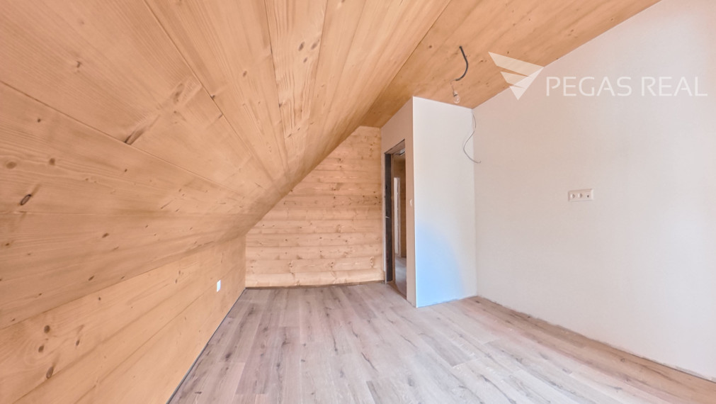 Unikátny rekreačný zrub v krásnej lokalite – Stará Bystrica (Žilinský kraj) - VIDEO