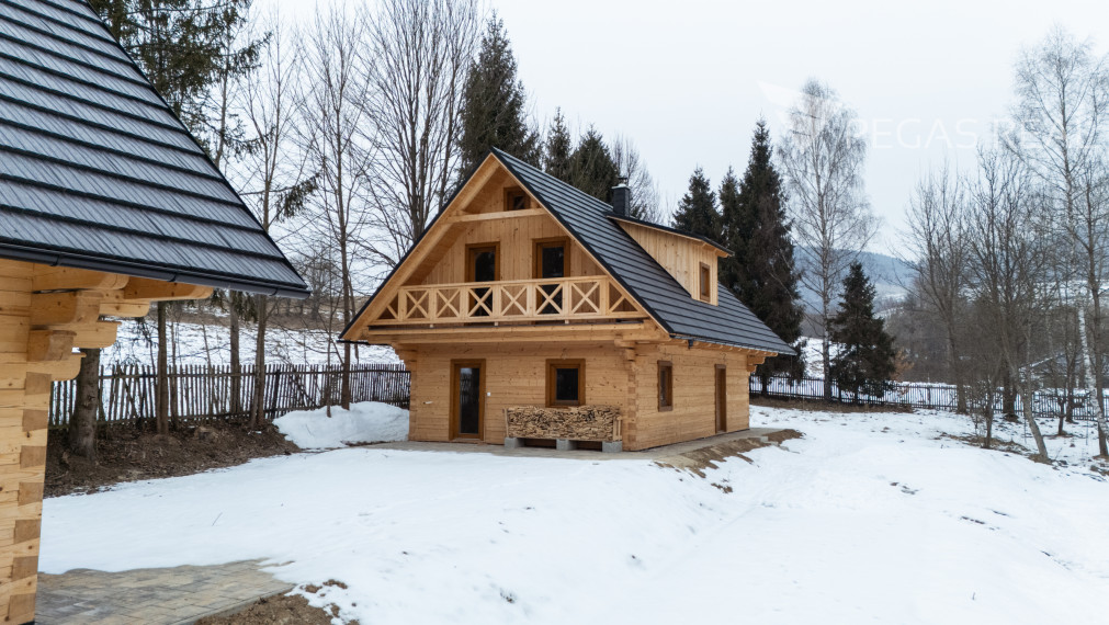 Unikátny rekreačný zrub v krásnej lokalite – Stará Bystrica (Žilinský kraj) - VIDEO
