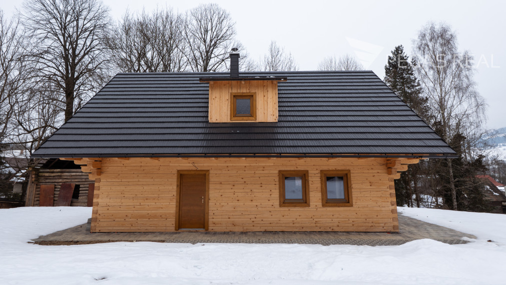 Unikátny rekreačný zrub v krásnej lokalite – Stará Bystrica (Žilinský kraj) - VIDEO