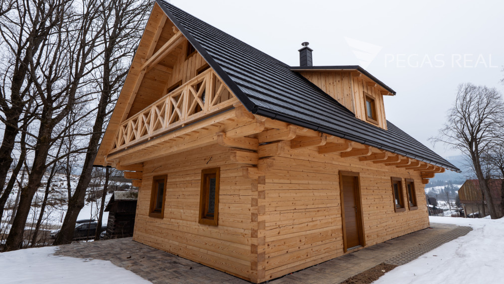 Unikátny rekreačný zrub v krásnej lokalite – Stará Bystrica (Žilinský kraj) - VIDEO