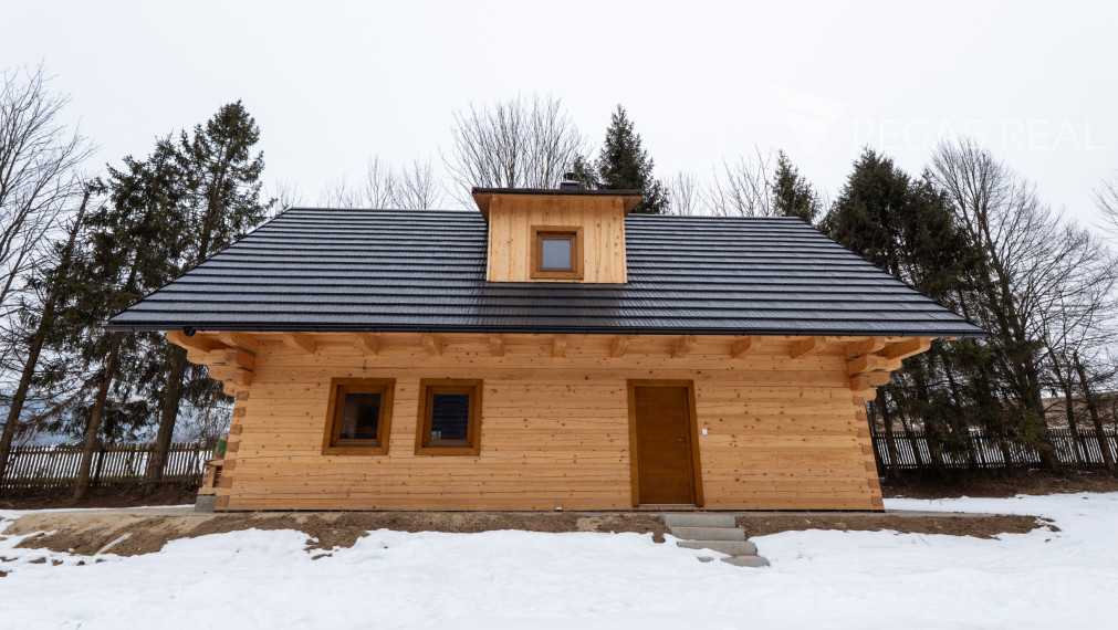 Unikátny rekreačný zrub v krásnej lokalite – Stará Bystrica (Žilinský kraj) - VIDEO