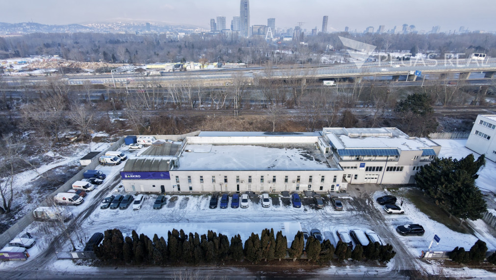 Developerský pozemok na bytovú a polyfunkčnú výstavbu, Petržalka – Šustekova ulica