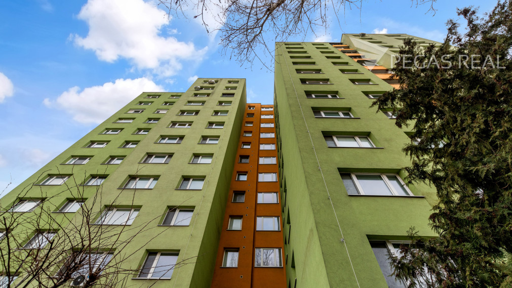 2 - izbový byt na Osuského ulici v Petržalke