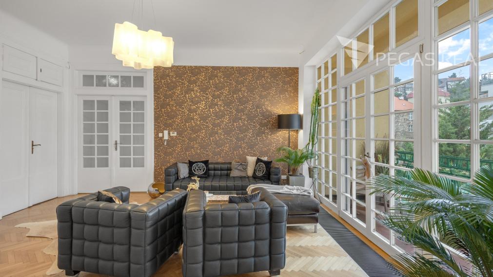Luxusný 4 izb. staromestský byt na Holubyho ulici