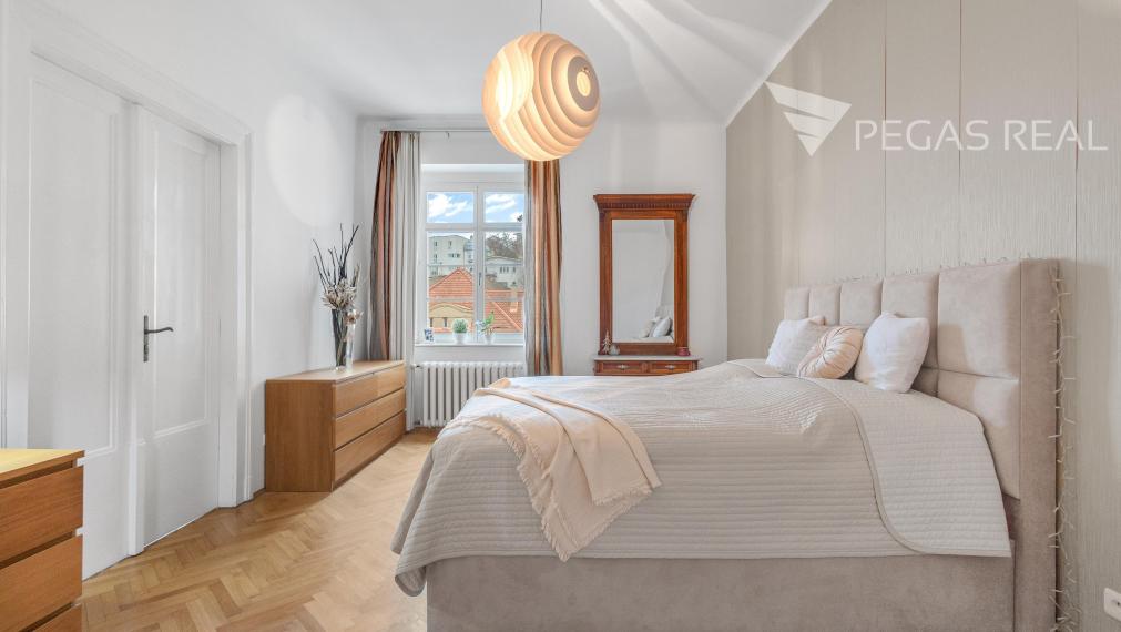 Luxusný 4 izb. staromestský byt na Holubyho ulici