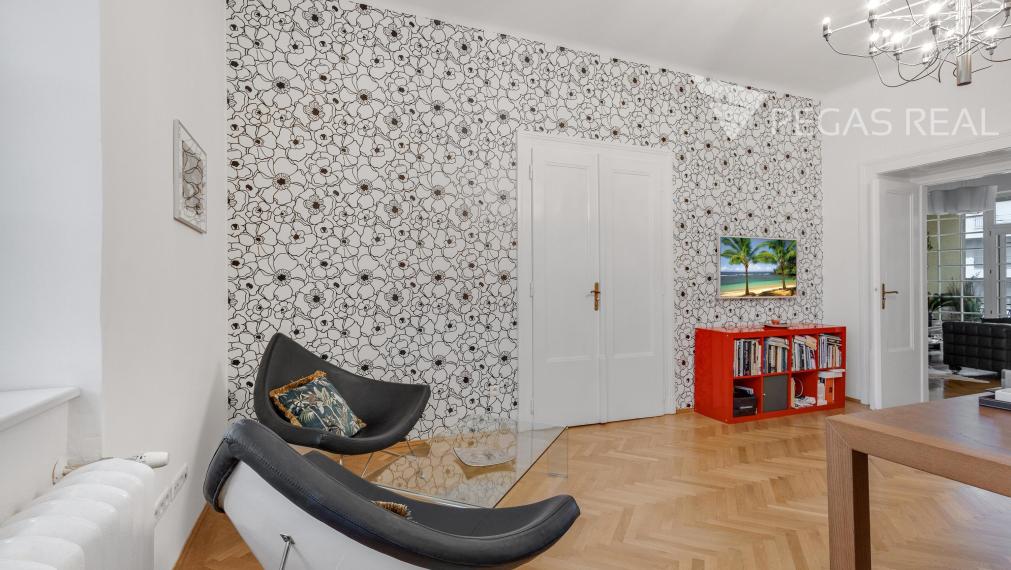 Luxusný 4 izb. staromestský byt na Holubyho ulici