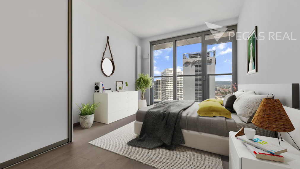 3 izbový byt v Eurovea Tower s 2x parkingom  na 24. poschodí  - VIDEO