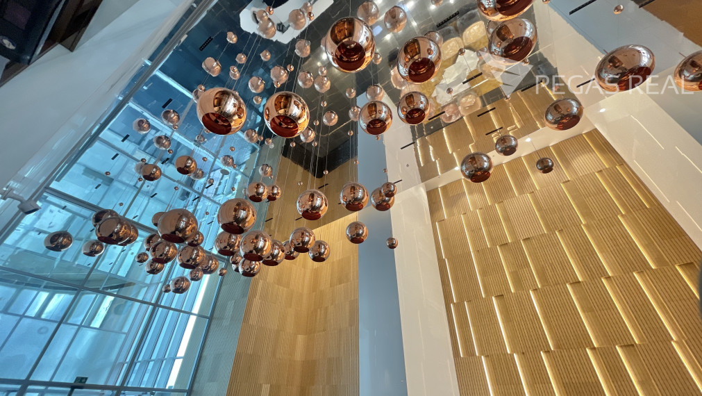 3 izbový byt v Eurovea Tower s 2x parkingom  na 24. poschodí  - VIDEO