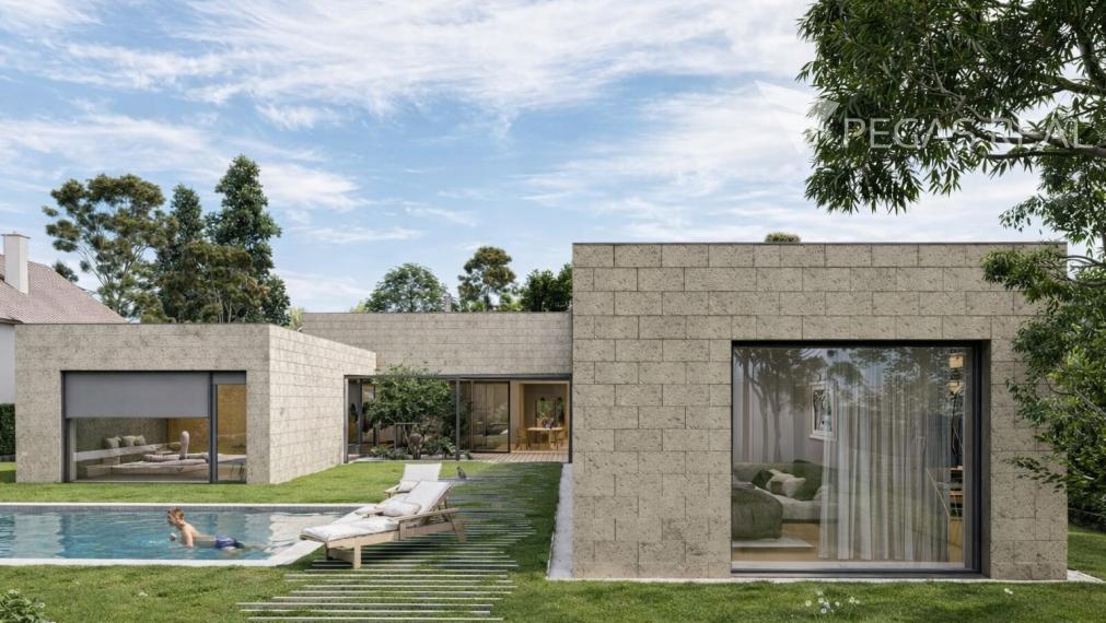 Stavebný pozemok s projektom (1271 m²) vo Veľkom Bieli