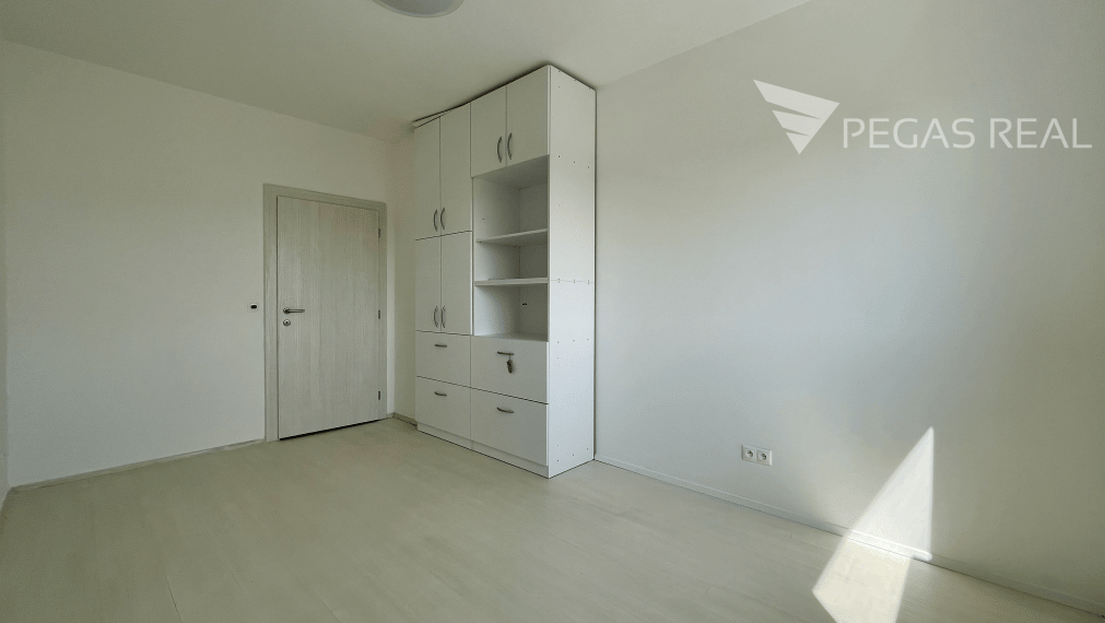 Priestranný 4 izbový byt na Opavskej ulici s parkovacím státim v garáži