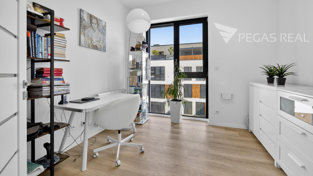 Luxusný 4 izbový byt na Kolibe - Pod Vtáčnikom