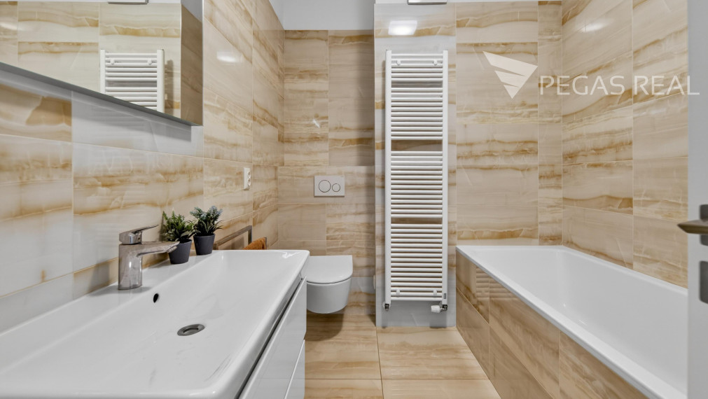 Luxusný 4 izbový byt na Kolibe - Pod Vtáčnikom