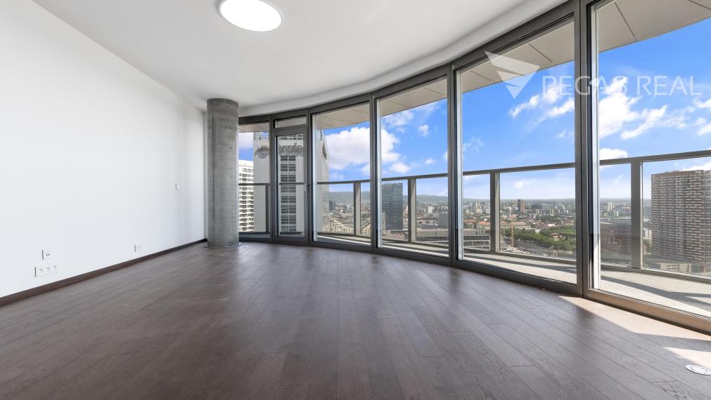 3 izbový byt - luxusné bývanie v srdci Bratislavy – Eurovea Tower - VIDEO