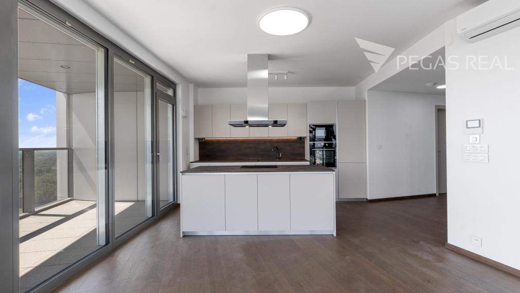 3 izbový byt - luxusné bývanie v srdci Bratislavy – Eurovea Tower - VIDEO