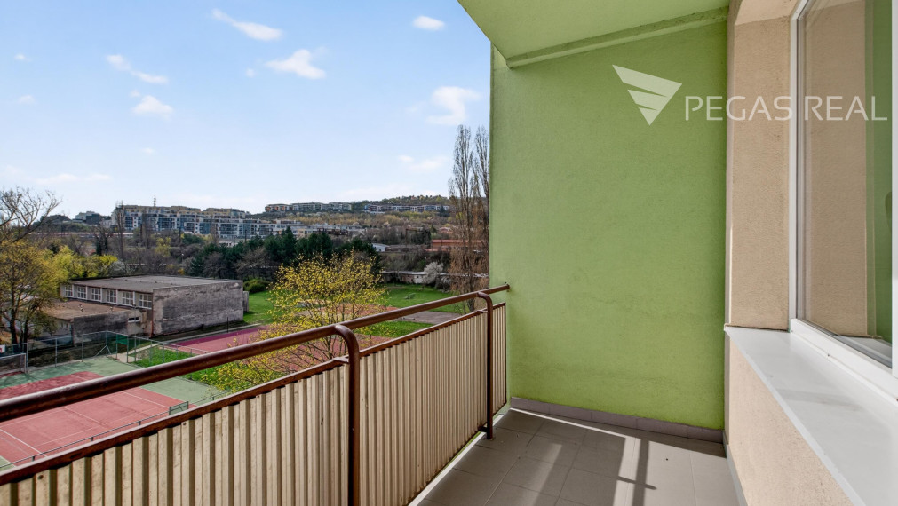 2,5 izbový byt, Bratislava, Nové Mesto, Teplická ulica