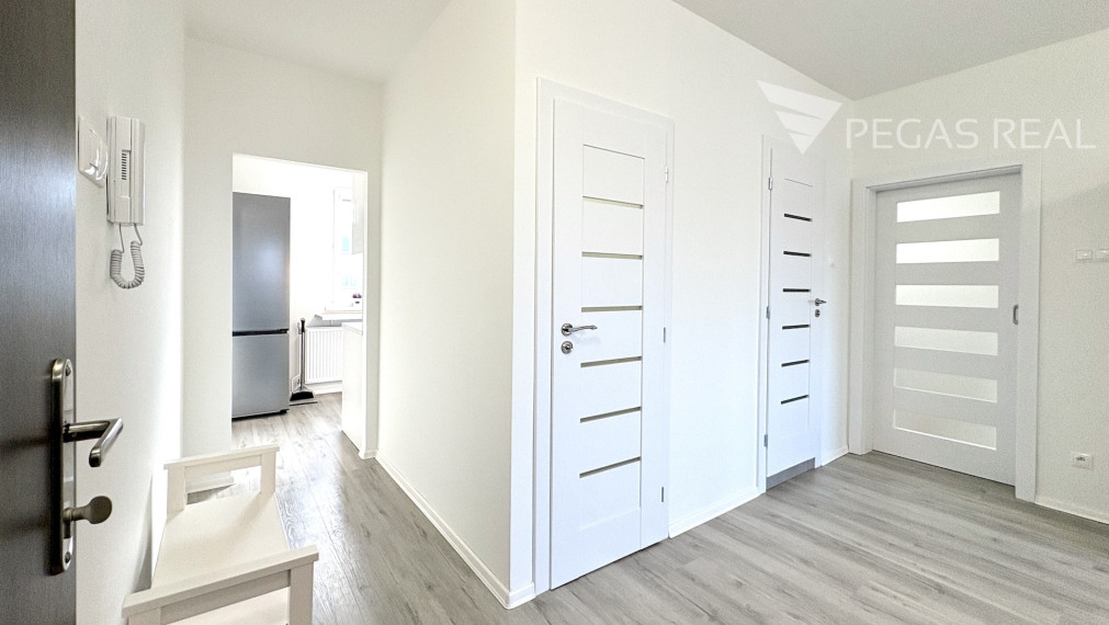 Veľký novozrekonštruovaný a kompletne zariadený 2i byt na ul. Studenohorská s možnosťou TP