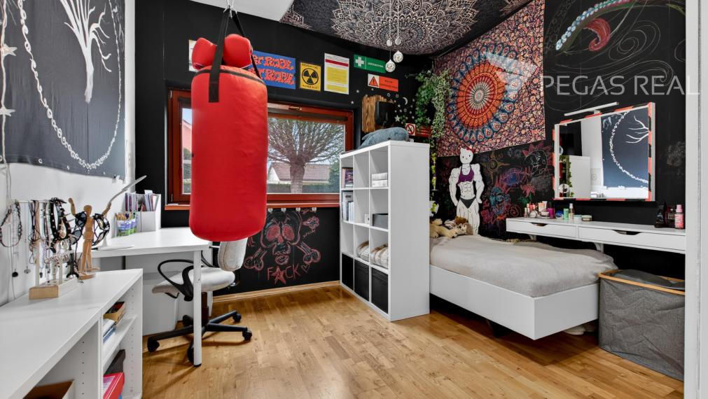 4-izbový byt so záhradou a veľkou terasou v rodinnom dome v Ivanke pri Dunaji - VIDEO