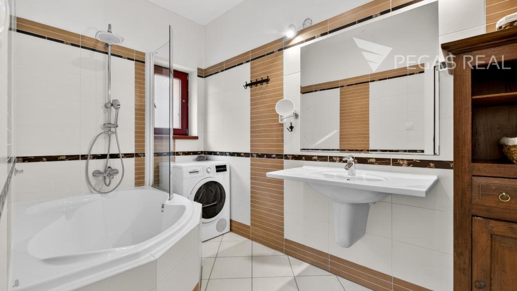 4-izbový byt so záhradou a veľkou terasou v rodinnom dome v Ivanke pri Dunaji - VIDEO