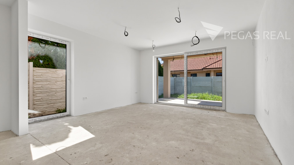 Moderný 3-izbový dom v kľudnej ulici – Veľké Úľany | novostavba s potenciálom dotvoriť si dom podľa seba