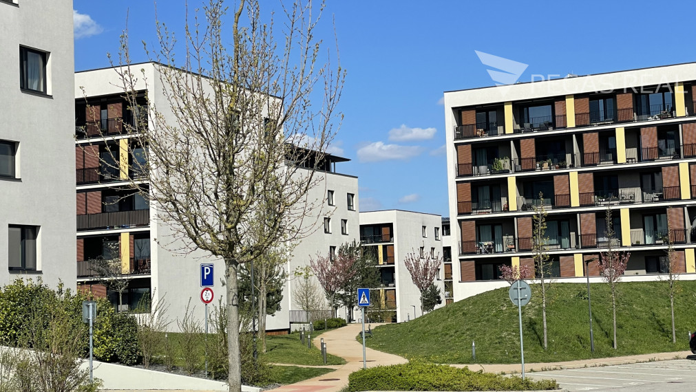 Moderný 2-izbový byt s veľkorysou lodžiou (12 m²) | BORY | parkovanie