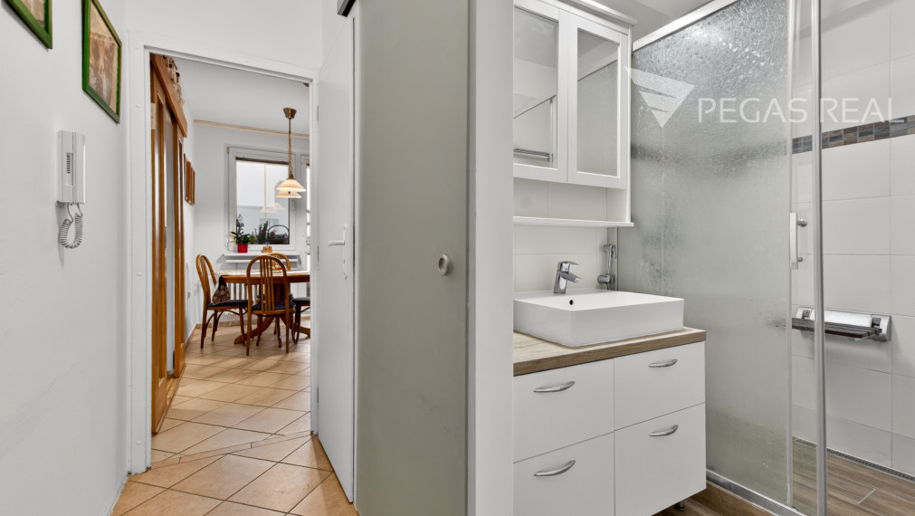 3-izbový byt s výbornou dispozíciou, Karlova Ves – Dlhé diely, Hlaváčikova ulica