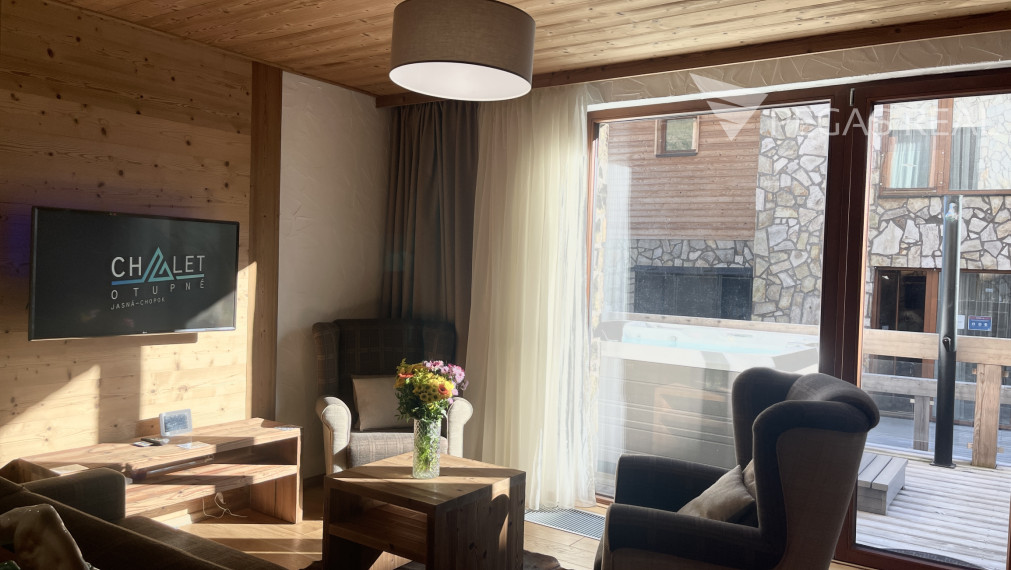 2 izbový apartmán v Nízkych Tatrách v Jasnej pod Chopkom so súkromnou vírivkou - VIDEO