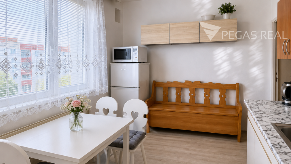 3-izbový byt s veľkou loggiou a pivnicou vo vyhľadávanej lokalite BA – Lamač