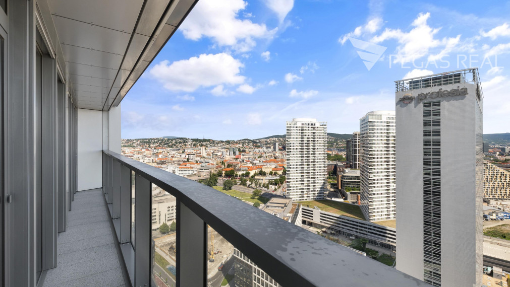 SUPER CENA 3-IZBOVÝ BYT V EUROVEA TOWER S PANORAMATICKÝM VÝHĽADOM NA DUNAJ + 2x PARKING