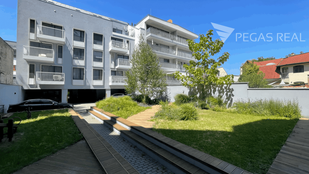 MODERNÝ NEBYTOVÝ PRIESTOR 60 m² | ĽADOVÁ ULICA | BRATISLAVA – STARÉ MESTO