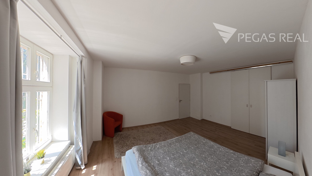 INVESTIČNÝ 2-IZBOVÝ BYT 63 m² V CENTRE BRATISLAVY – PALISÁDY