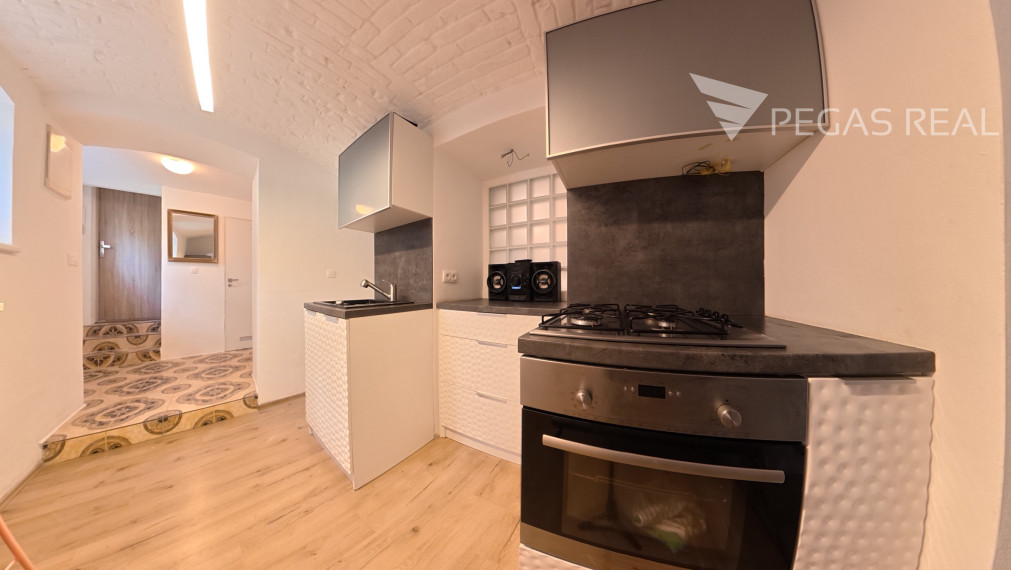 INVESTIČNÝ 2-IZBOVÝ BYT 63 m² V CENTRE BRATISLAVY – PALISÁDY