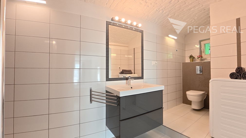 INVESTIČNÝ 2-IZBOVÝ BYT 63 m² V CENTRE BRATISLAVY – PALISÁDY