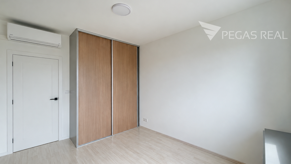2-izbový byt s balkónom a 2× klimatizáciou v obľúbenej lokalite Ružinova