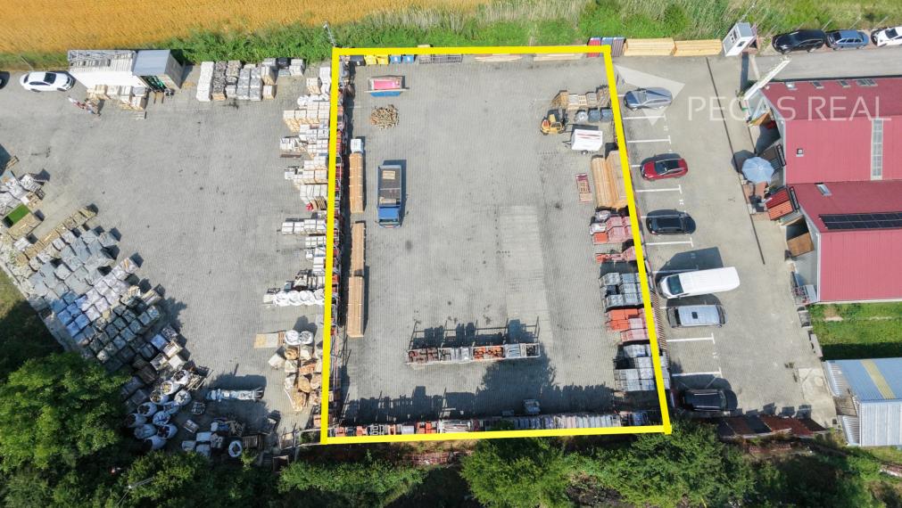 Spevnená plocha 1 050 m² pre nákladné autá, kontajnery a skladovanie – Záhorská Bystrica, D2