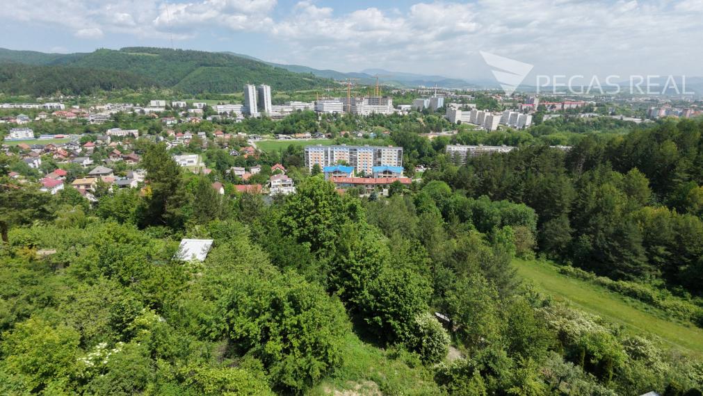 Exkluzívny pozemok so stavebným povolením a  panoramatickým výhľadom