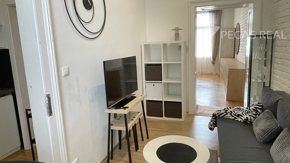 PRENÁJOM | 1,5-izbový byt v centre Bratislavy | Ferienčíkova ulica