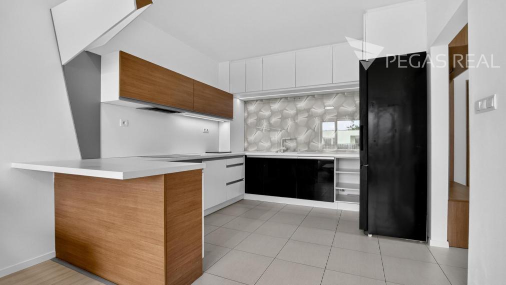 SUPER CENA - 2-izbový byt s balkónom a 2× klimatizáciou v obľúbenej lokalite Ružinova