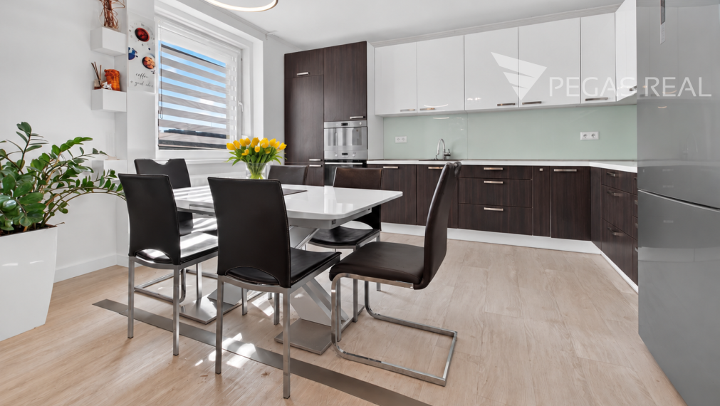 VEĽKÝ 3-IZBOVÝ BYT 86,45 m² S LOGGIOU | BAJZOVA ULICA | BRATISLAVA – NIVY