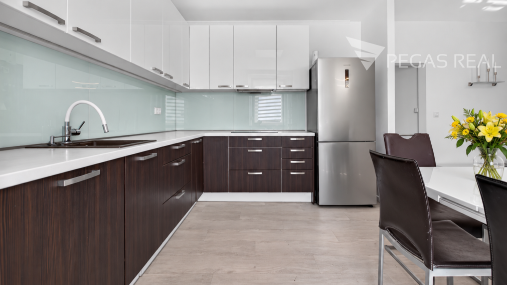 VEĽKÝ 3-IZBOVÝ BYT 86,45 m² S LOGGIOU | BAJZOVA ULICA | BRATISLAVA – NIVY