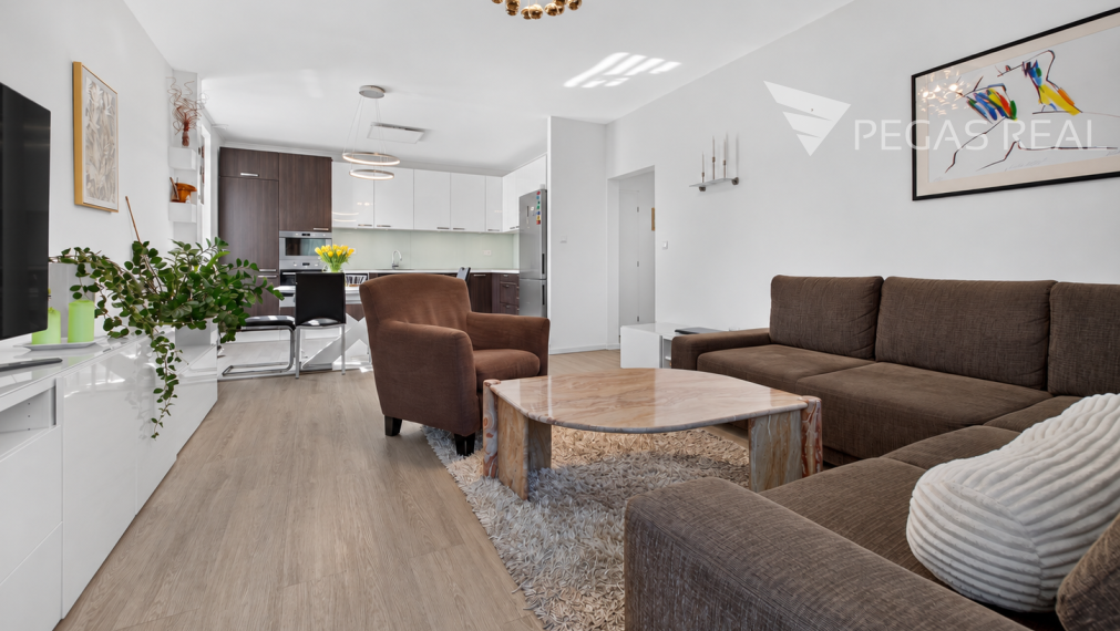 VEĽKÝ 3-IZBOVÝ BYT 86,45 m² S LOGGIOU | BAJZOVA ULICA | BRATISLAVA – NIVY