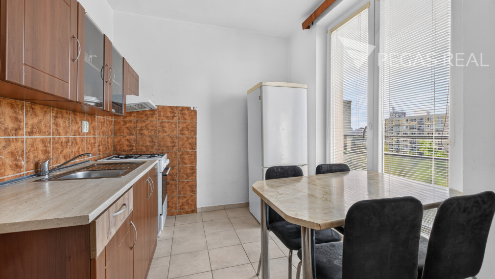 3-IZBOVÝ BYT S LOGGIOU NA ŠTRKOVCI | SOLIVARSKÁ ULICA | 61,5 m²