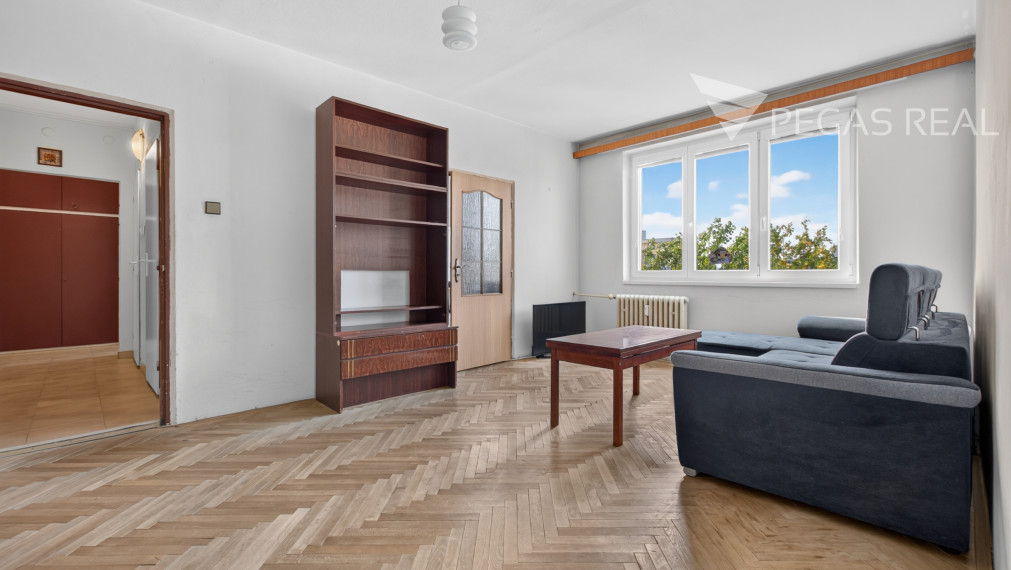 3-IZBOVÝ BYT S LOGGIOU NA ŠTRKOVCI | SOLIVARSKÁ ULICA | 61,5 m²