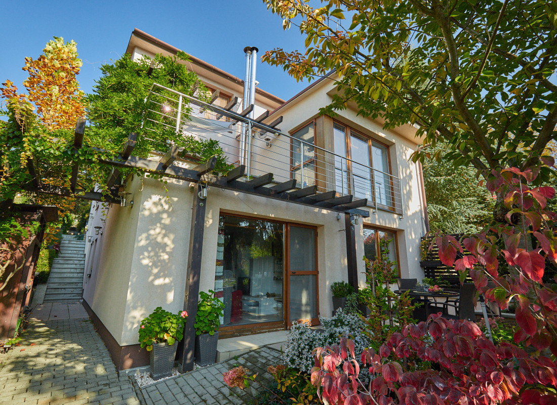 Na predaj krásny 7-izb.dom na slnečnom pozemku v Stupave