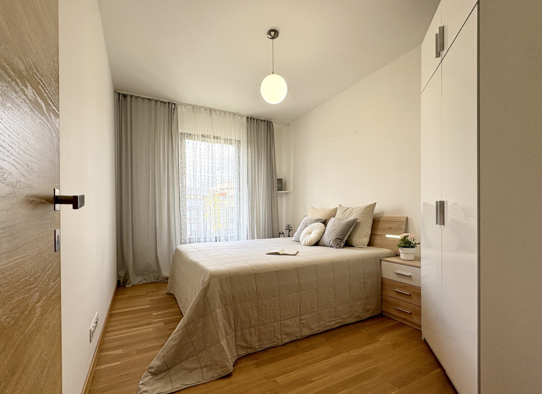 Slnečný, kompletne zariadený 3-izbový byt s balkónom v Cubicon Gardens