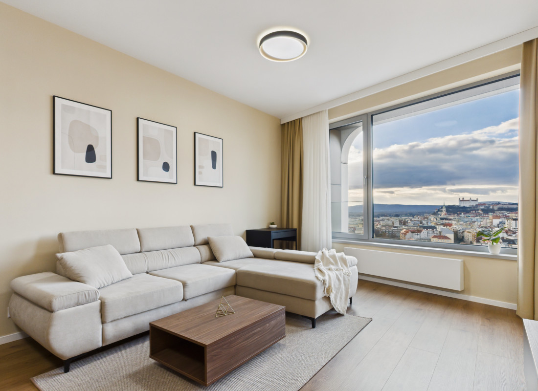 Štýlový 2-izbový byt (50 m²) s úžasným výhľadom na Bratislavský hrad v SKY PARKU