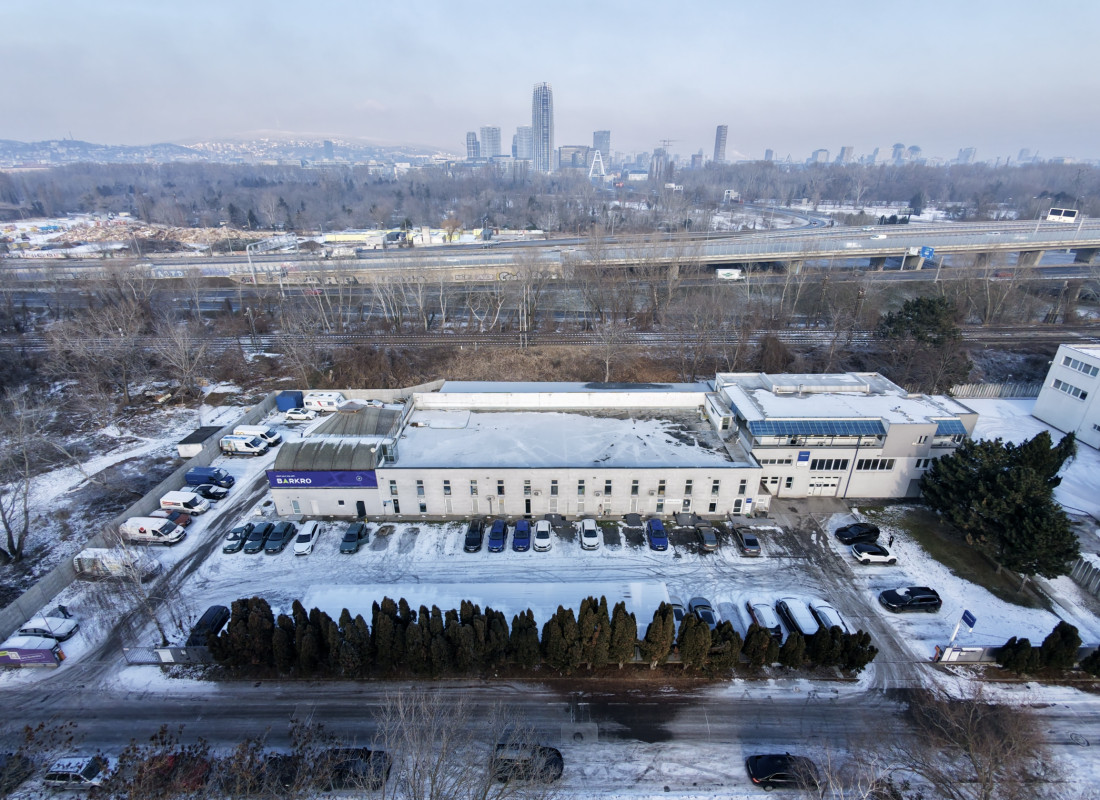 Polyfunkčná budova s parkovacím domom, Petržalka – Šustekova ulica